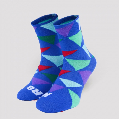 TRIANGLES HAPPY BLUE